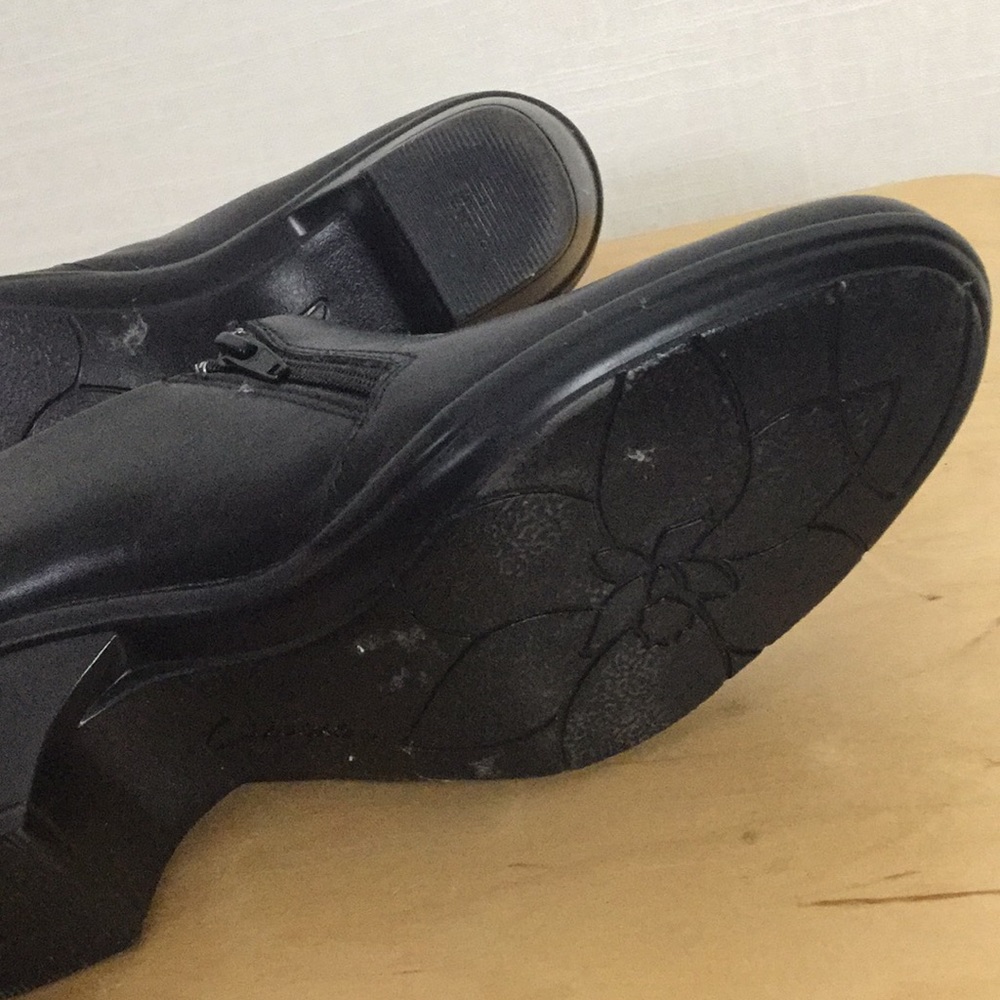 Clarks Black Leather Booties - Euc - image 8